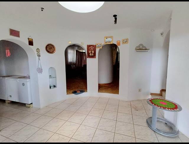 4 BEDROOM HOUSE FOR SALE IN LAUDIUM